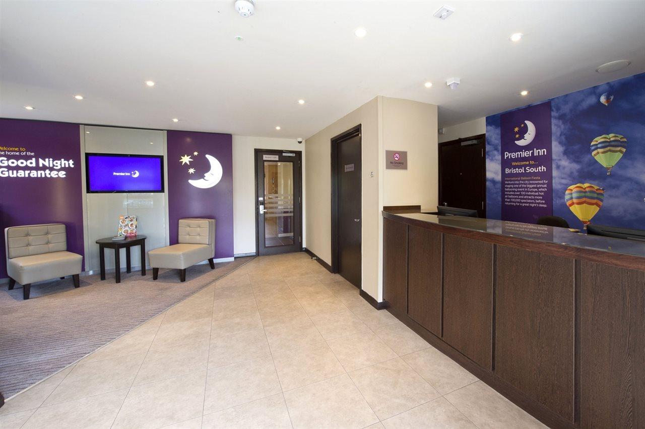 Premier Inn Bristol South Eksteriør billede