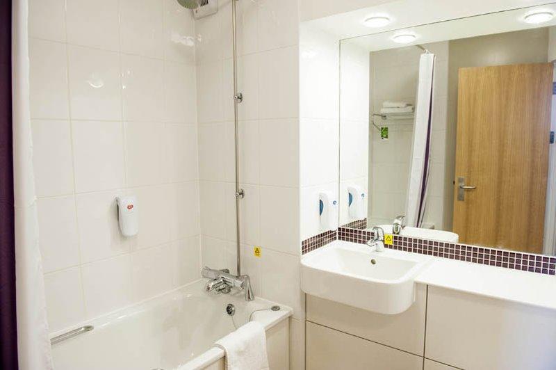 Premier Inn Bristol South Eksteriør billede